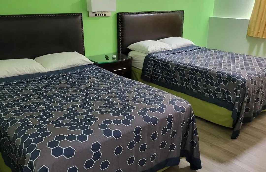 Value Inn & Suites Salina-1