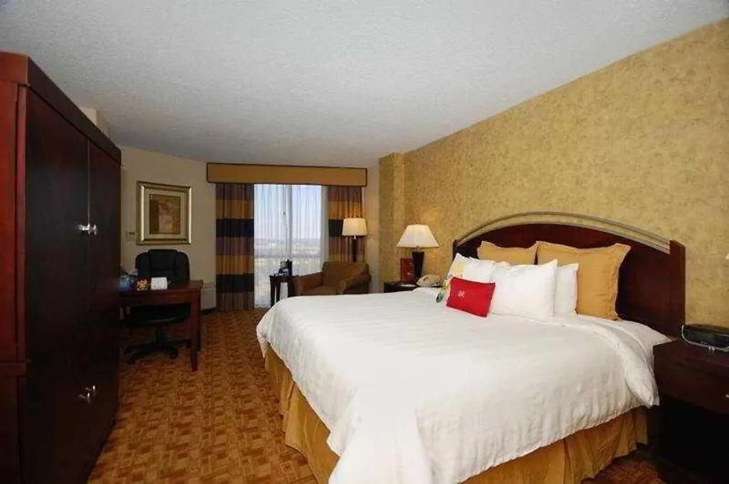 Radisson Hotel Austin - University-1