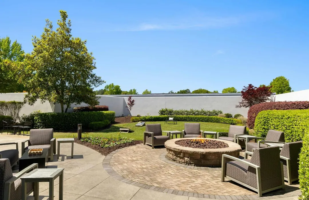 Courtyard By Marriott Greenville-1