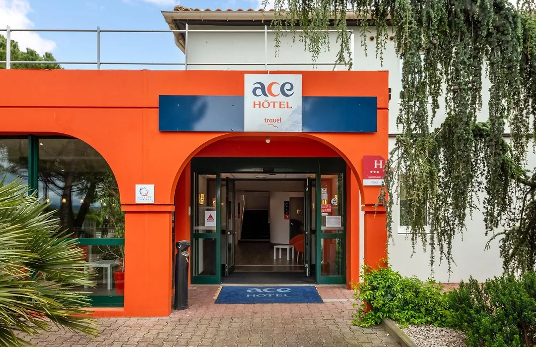 ACE Hôtel Travel Fabrègues - A9 Montpellier Sud-1