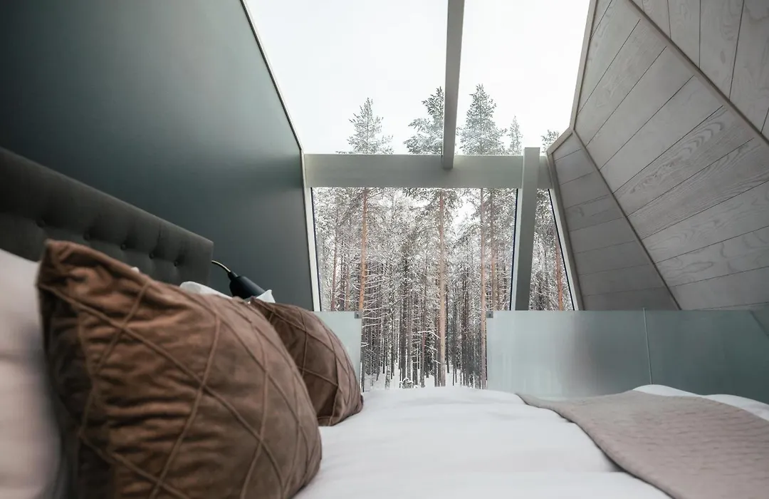 Glass Resort-1