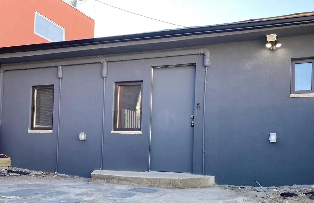 Modern Guesthouse Ironbound Newark With Kitchen-Fasttraintonyc-Onestoptoairport-1