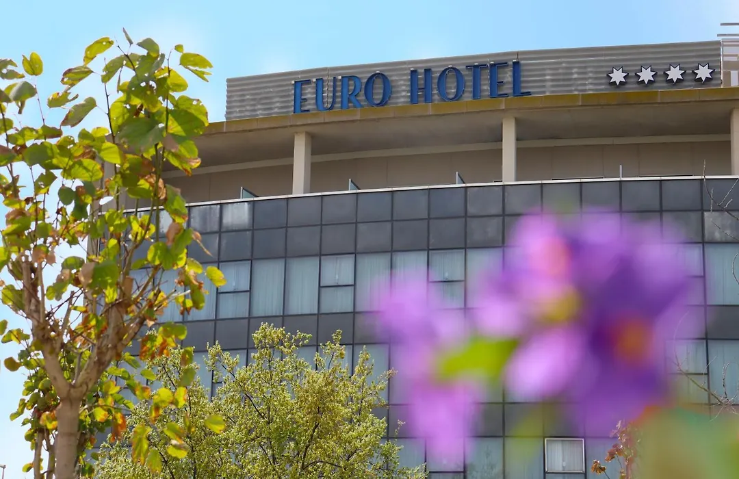 Eurohotel Barcelona Granvia Fira-1