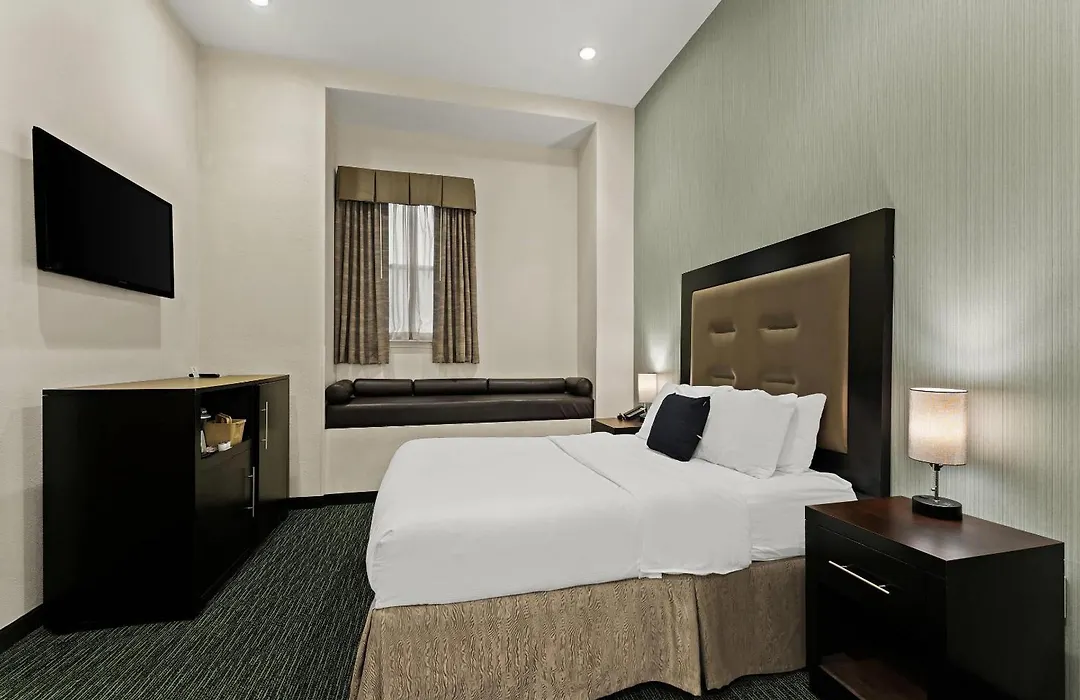 Quality Inn Philadelphia Center City-1