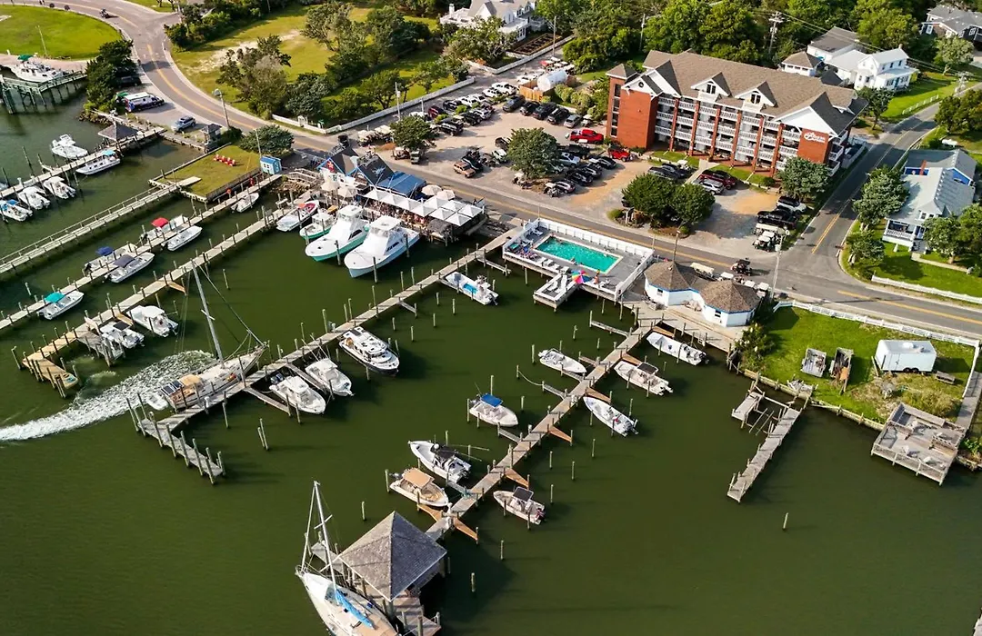 Anchorage Inn & Marina-1