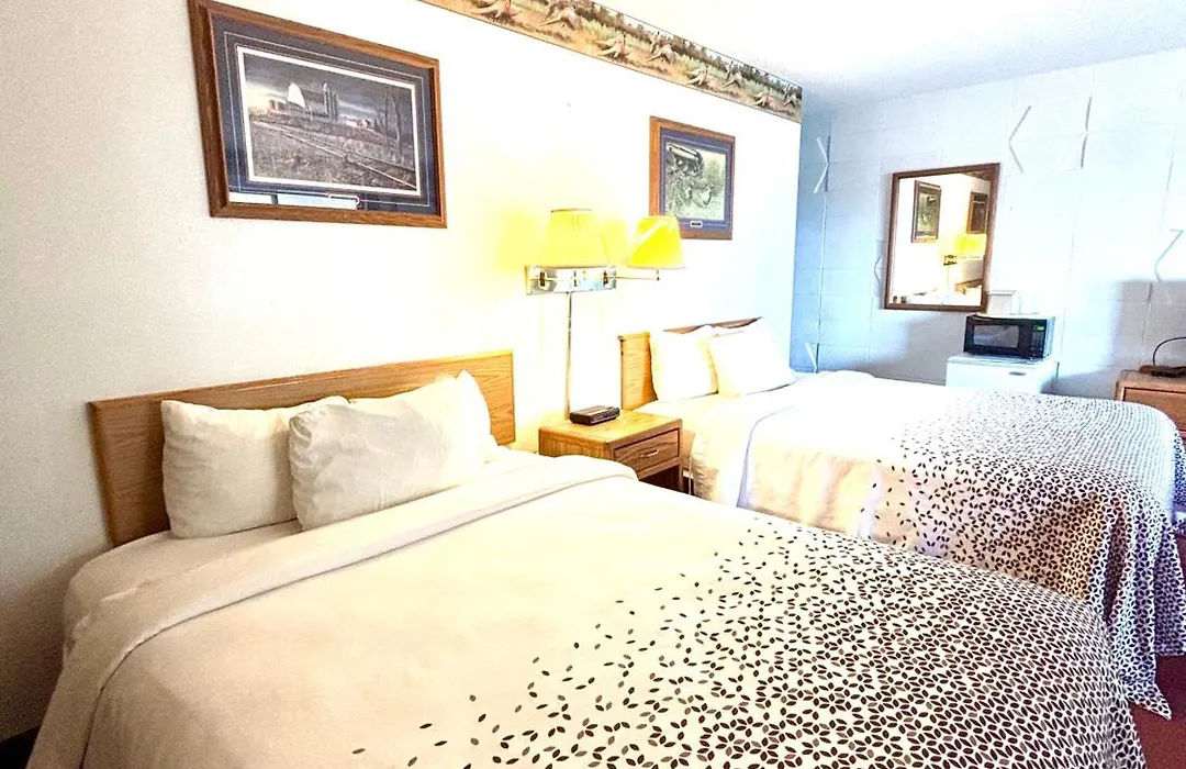 Dakota Inn-1
