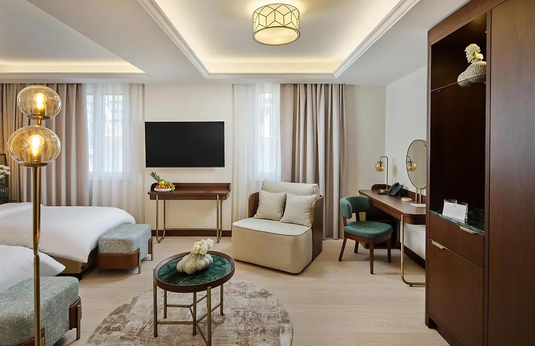 Palazzo President-1