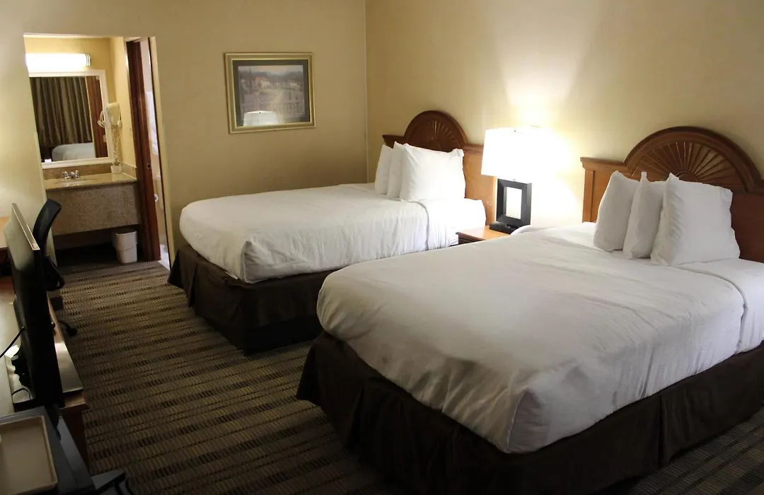 Rodeway Inn Lynchburg Near University-1