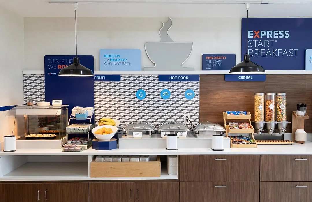 Holiday Inn Express & Suites Chicago West - St Charles By Ihg-1
