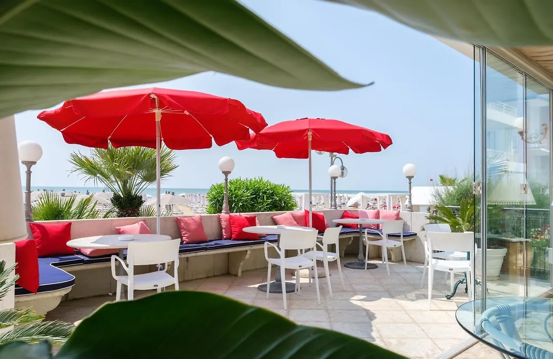 Hotel Montecarlo-1
