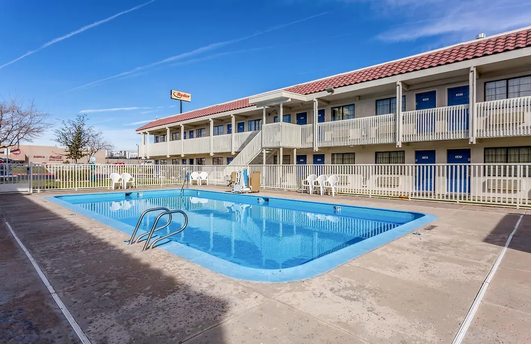 Motel 6 Myrtle Beach-1