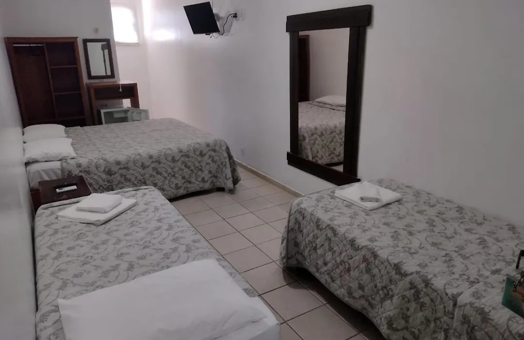 Summer Hotel-1