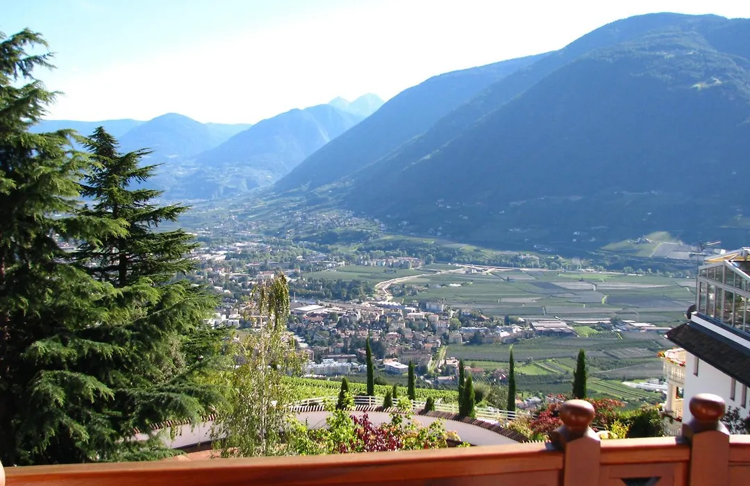 Small Hotel Sonne-1