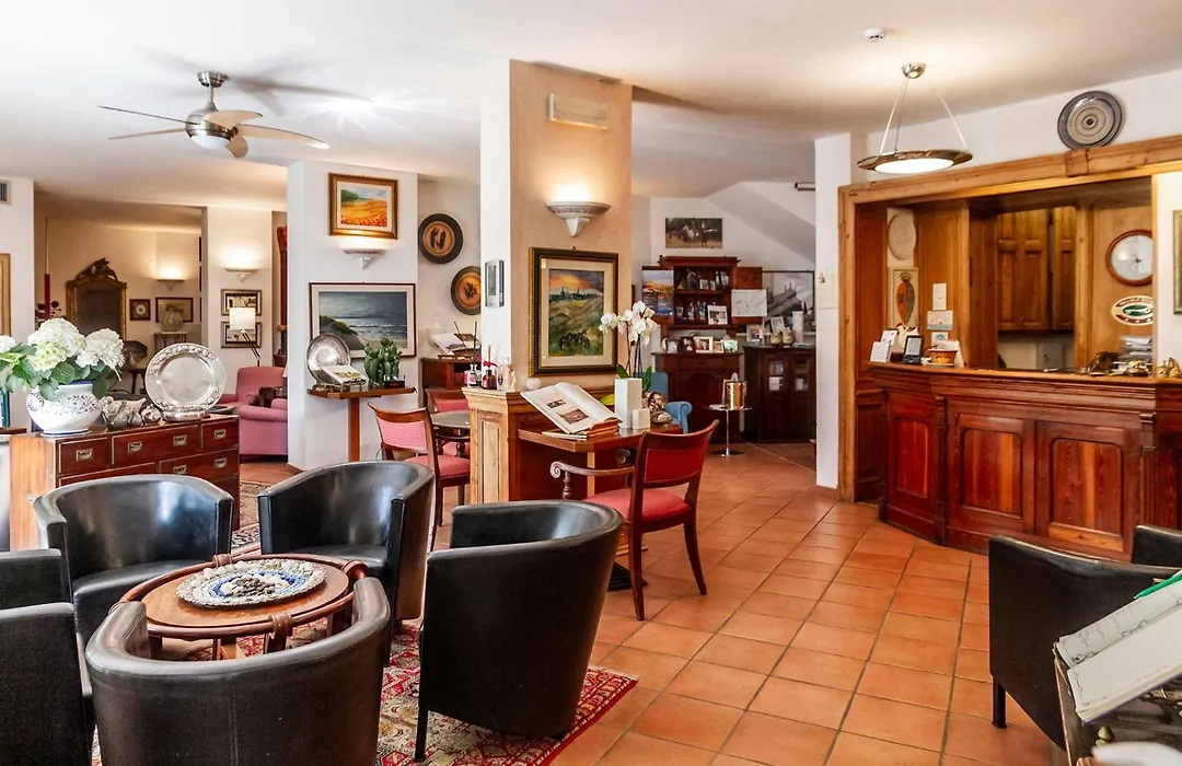 Piccolo Hotel-1