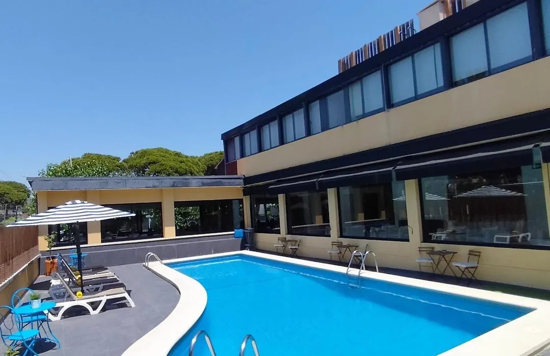 Hotel 153-1
