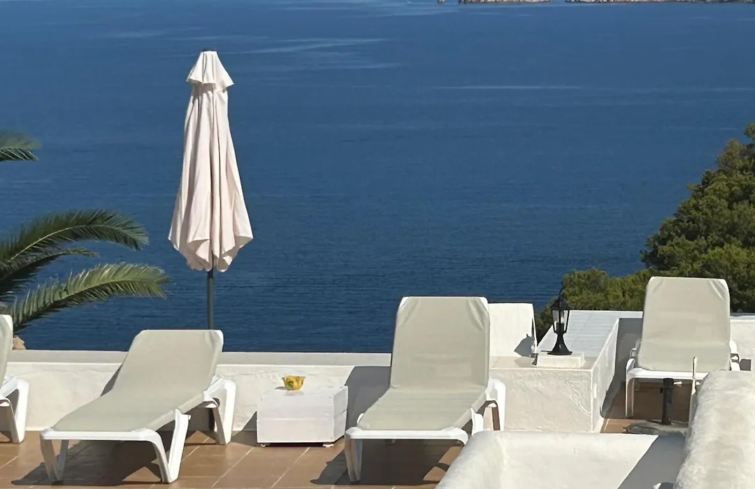 Hostal Cala Moli-1