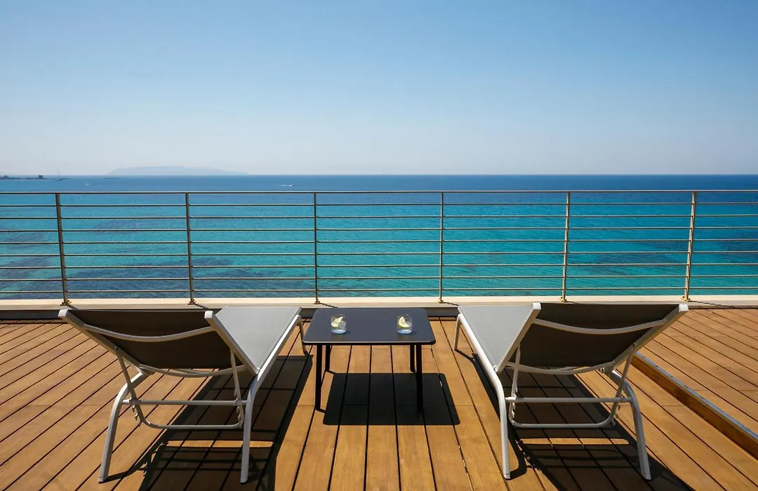 Hotel Punta Tipa-1