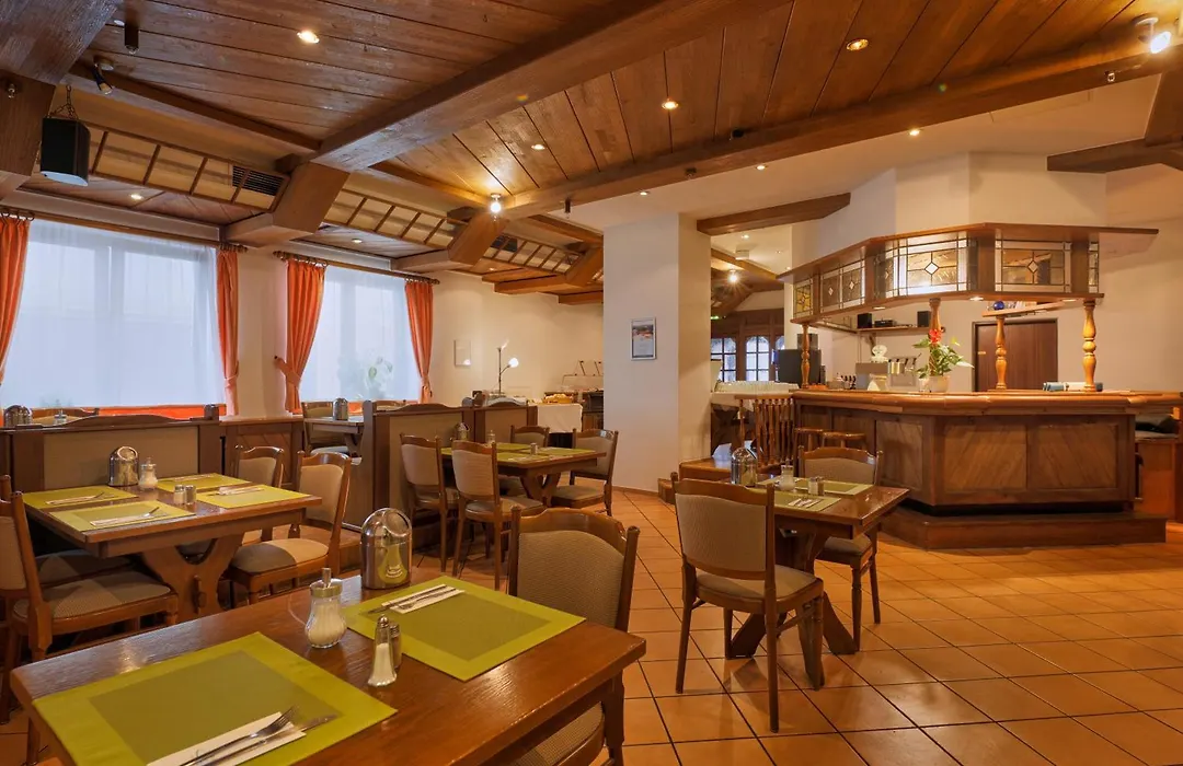 Trip Inn Hotel Krefeld-1