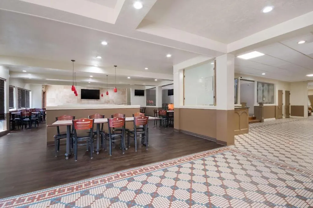 Comancheria Hotel & Convention Center-1