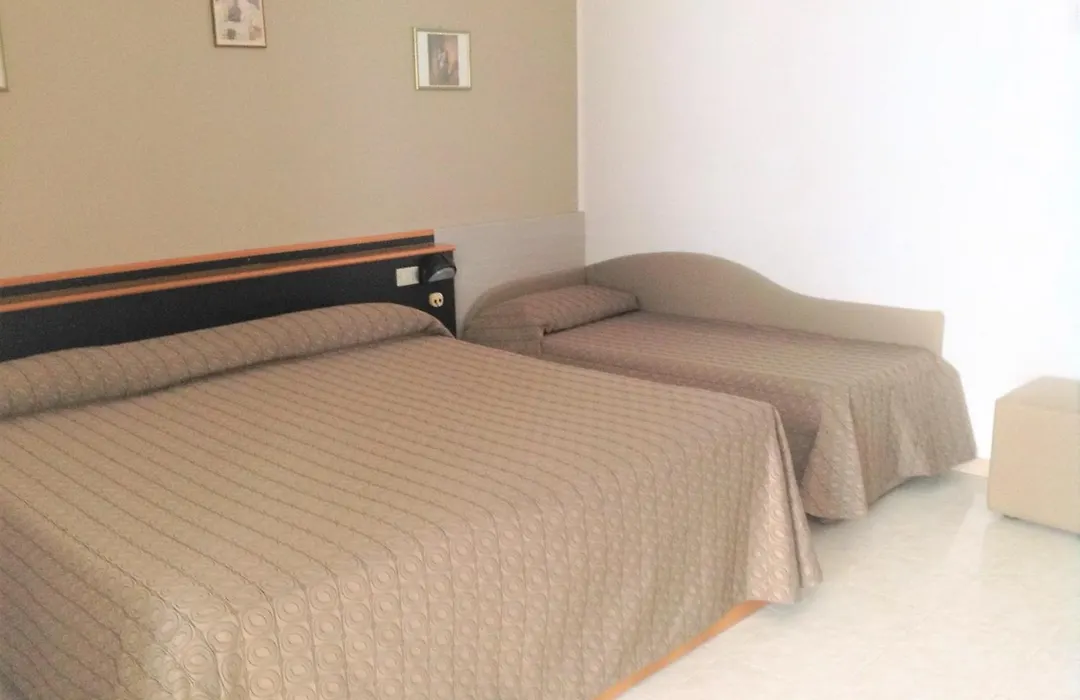 Hotel Sara-1