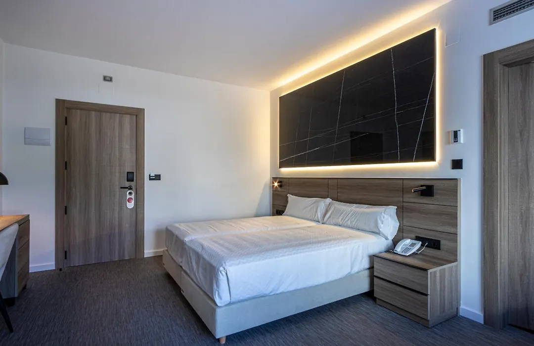 Hotel Inffinit Sanxenxo-1