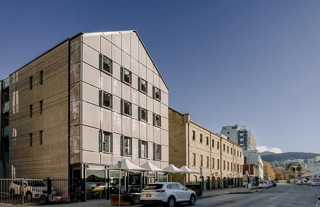 Salamanca Wharf Hotel-1