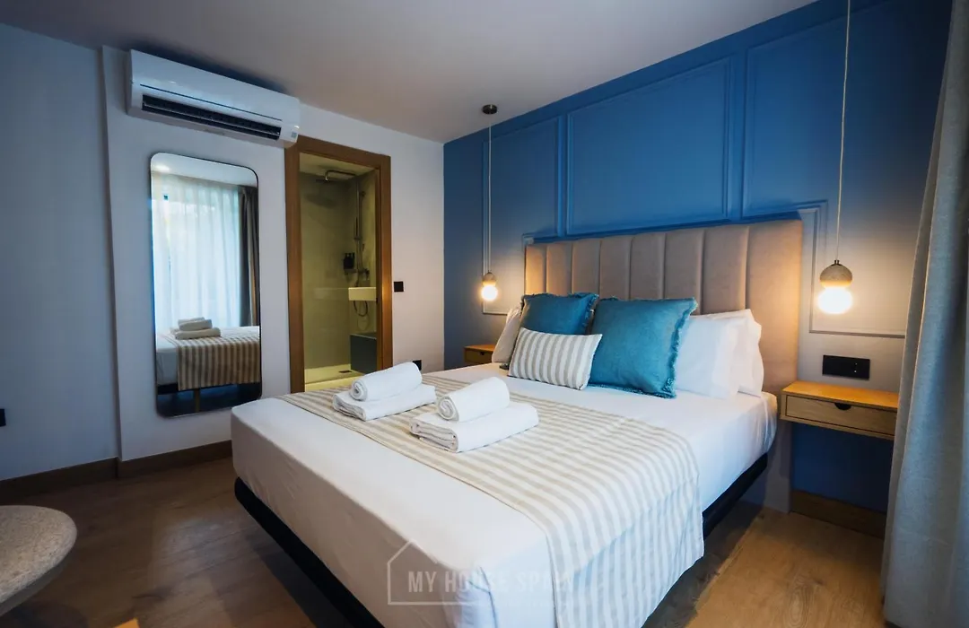 Hotel Central By Myhousespain-1