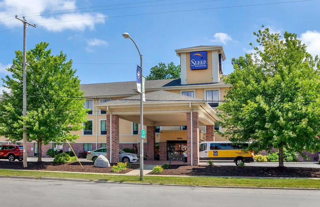Sleep Inn & Suites Milwaukee Airport-1