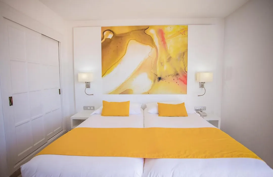 Servatur Waikiki-1