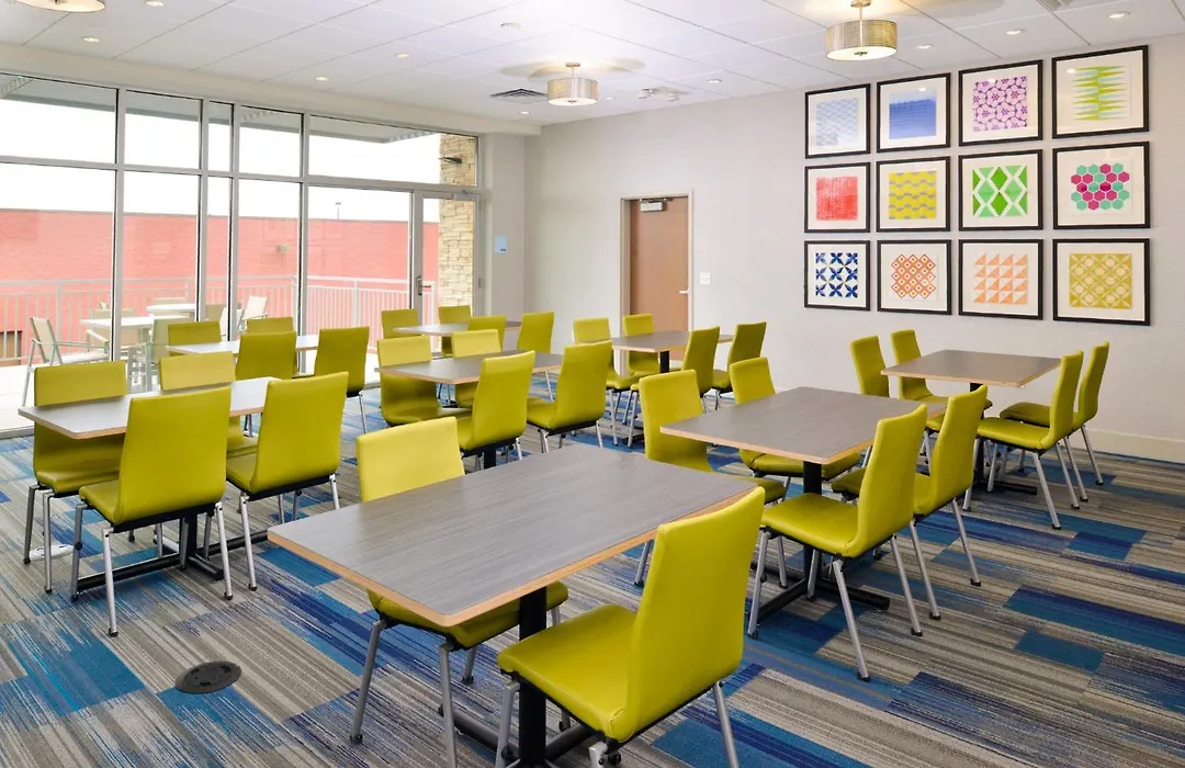 Holiday Inn Express & Suites Madison By Ihg-1