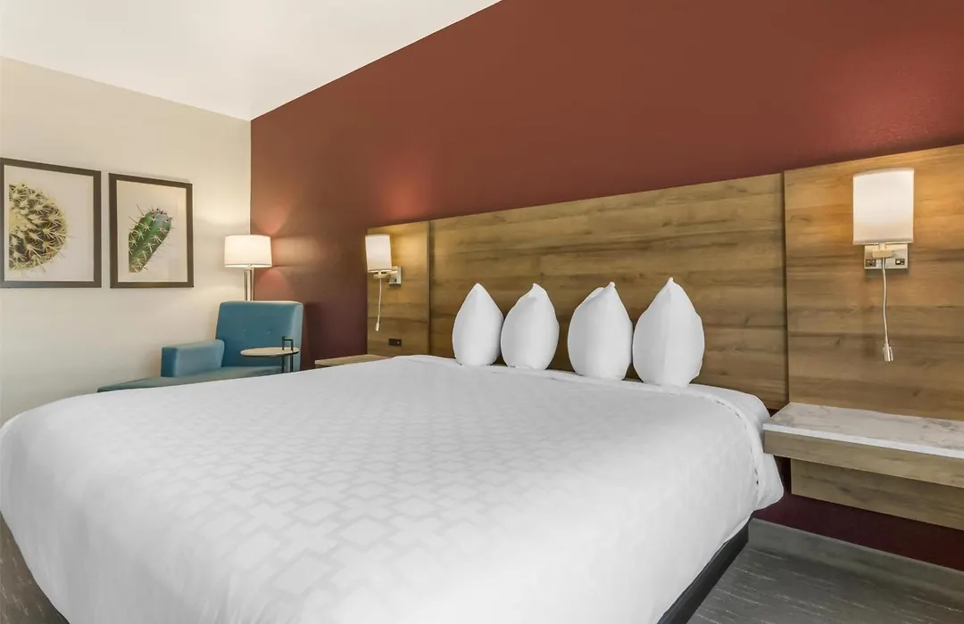 Best Western Plus Casa Grande Inn & Suites-1