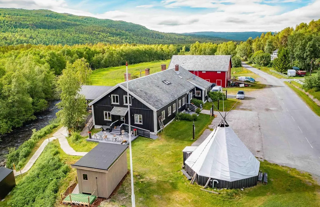Gargia Lodge-1