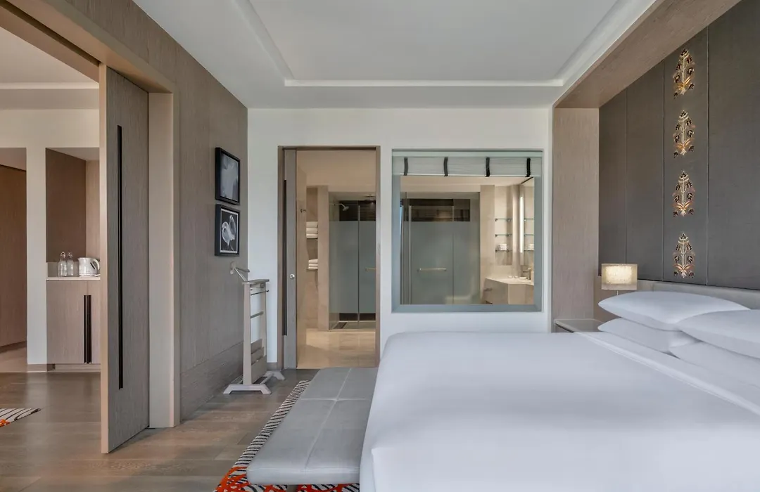 Sheraton New Delhi Hotel-1