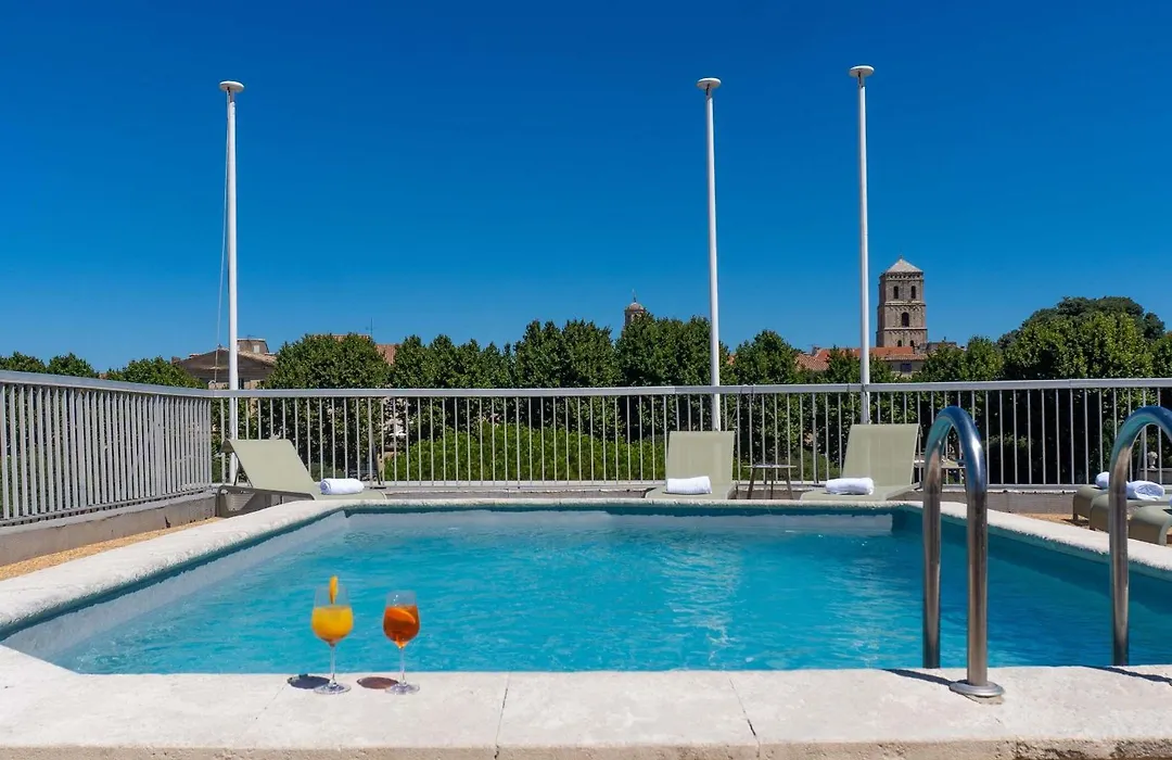 Mercure Arles Centre Arenes-1