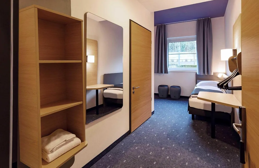 B&B Hotel Ingolstadt-Ost-1