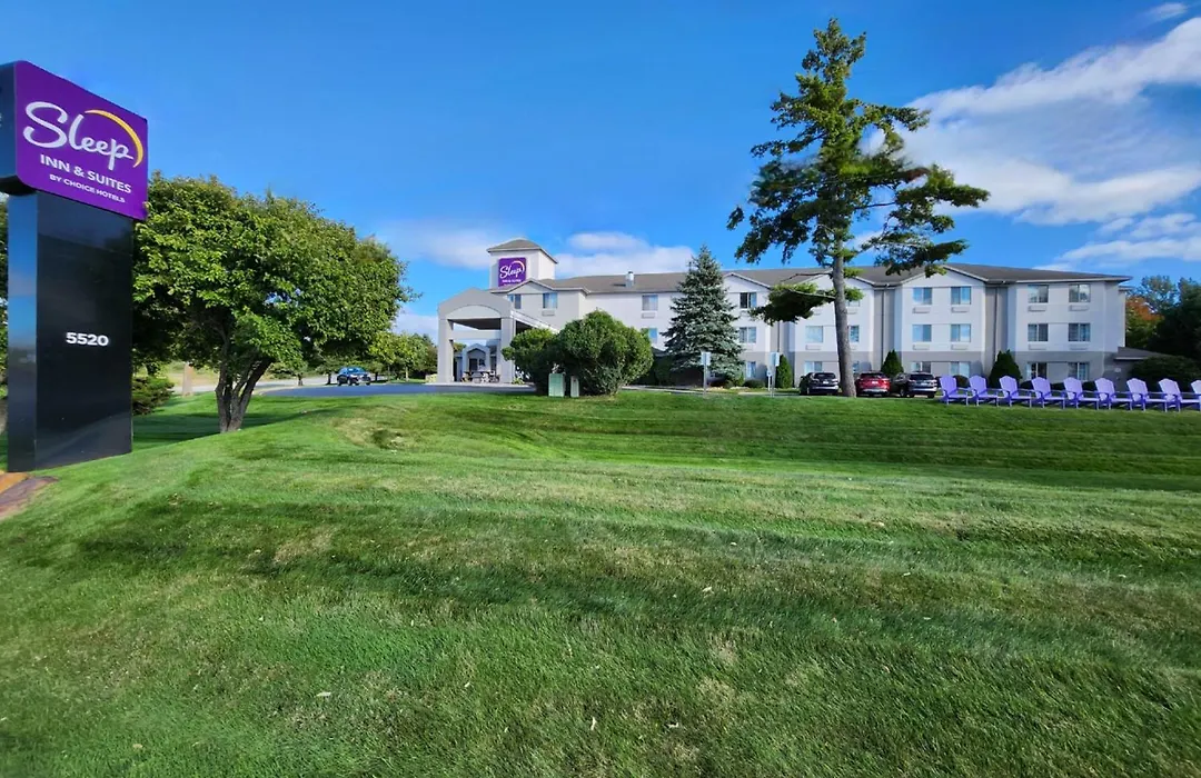 Sleep Inn & Suites Bay View Acme - Traverse City-1