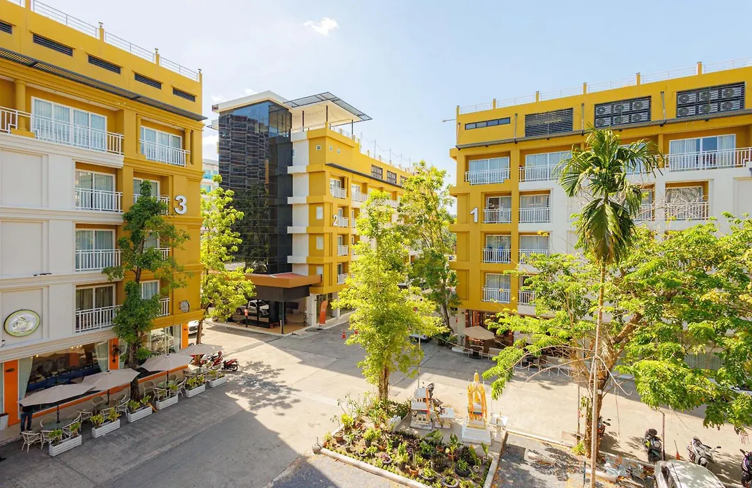 Ashlee Plaza Patong Hotel & Spa-1