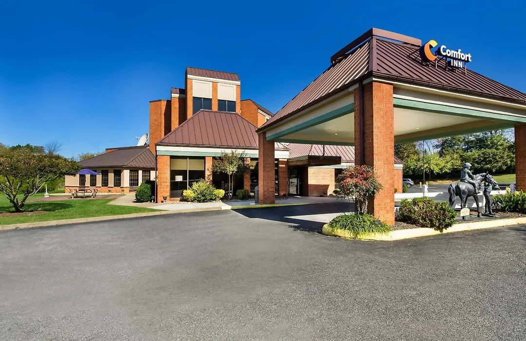 Comfort Inn Lexington Virginia Horse Center-1