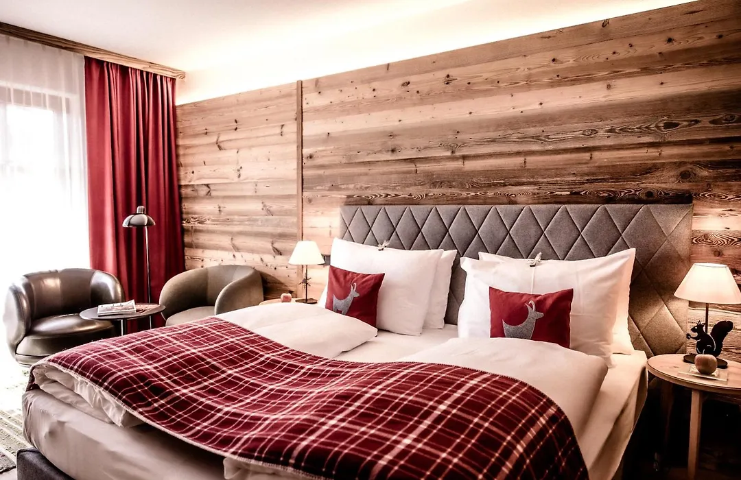 Kitzhof Mountain Design Resort 4 Sterne Superior-1