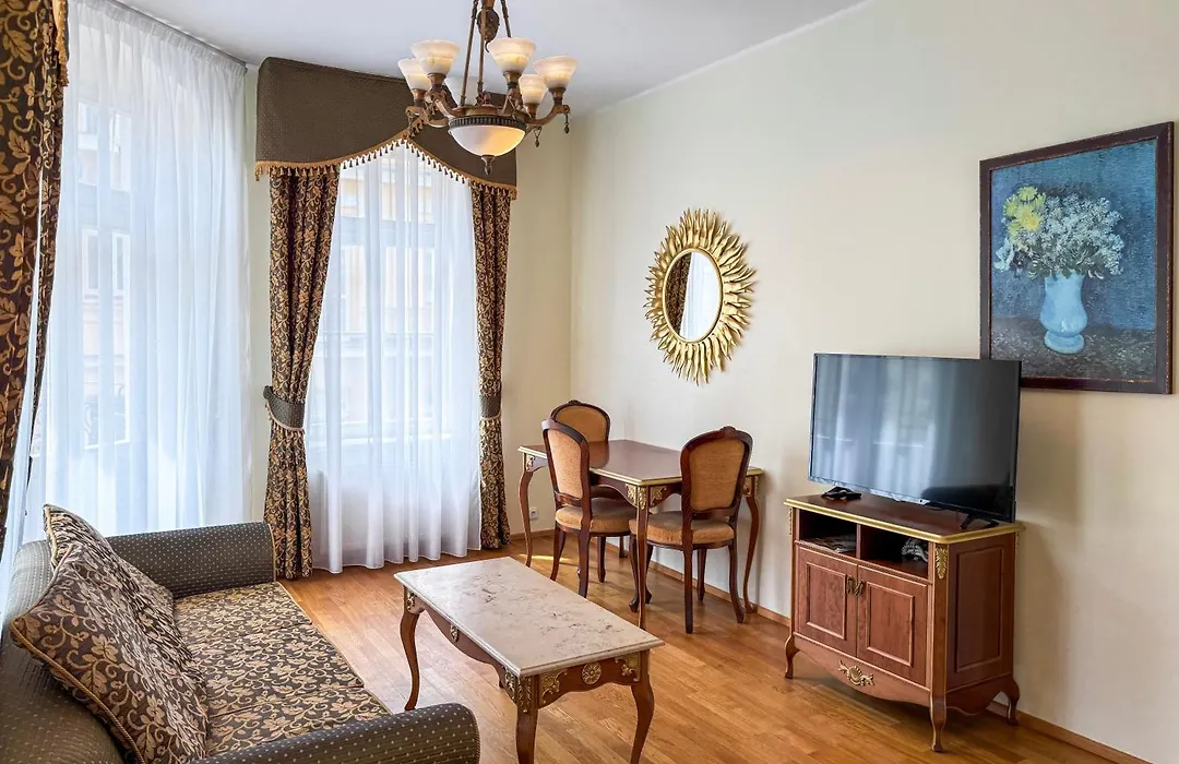 Boutique Hotel Romanza-1