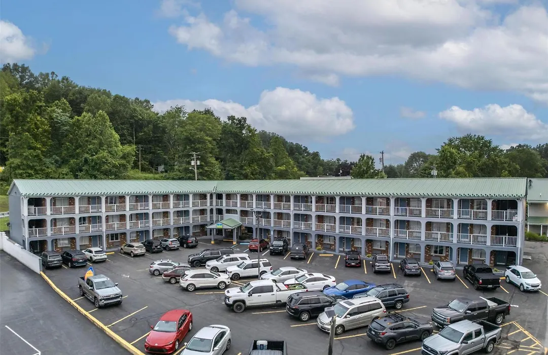 Surestay Hotel By Best Western Summersville-1