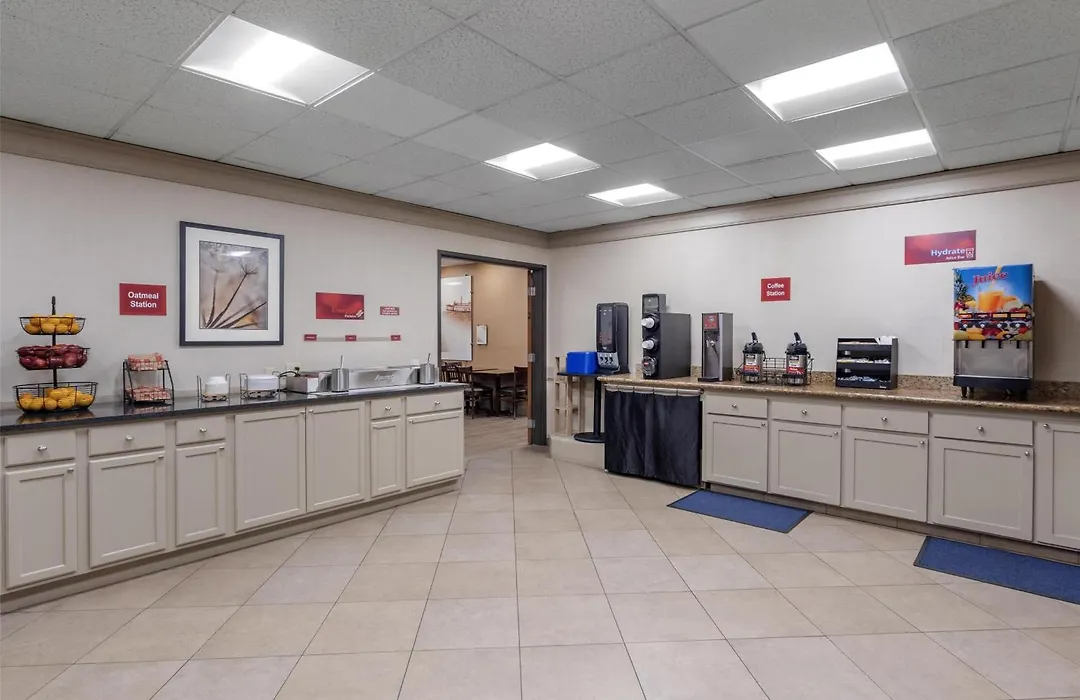 Best Western Plus Oak Harbor Hotel & Conference Center-1