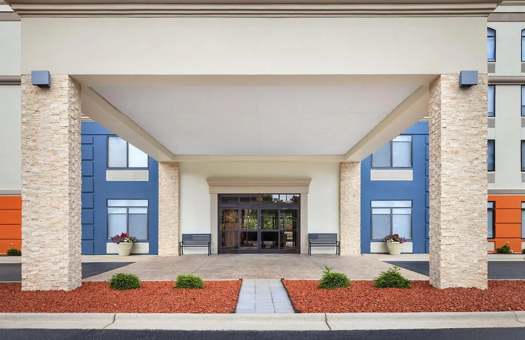 Holiday Inn Express Fayetteville Fort Bragg By Ihg-1