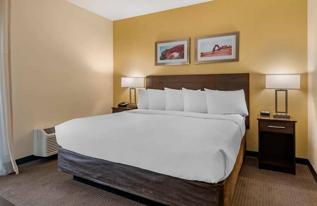 Mainstay Suites Moab Near Arches National Park-1