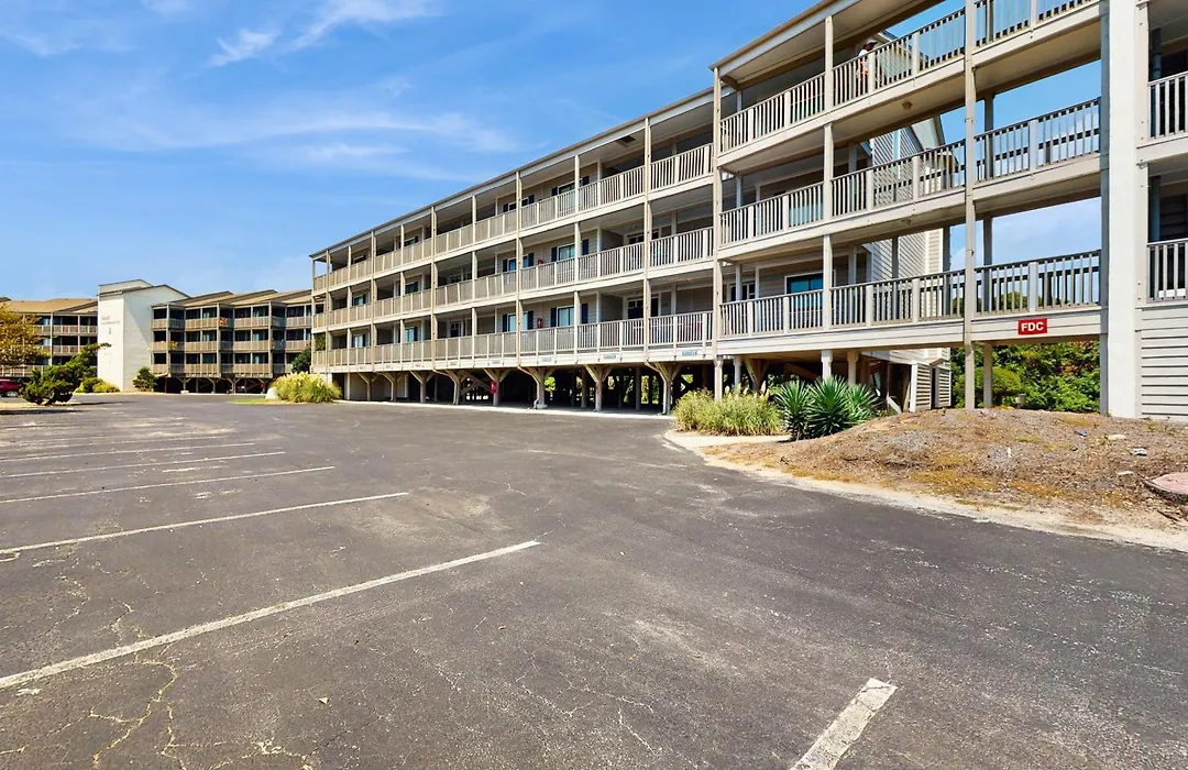Island Beach & Racquet Club H-205-1