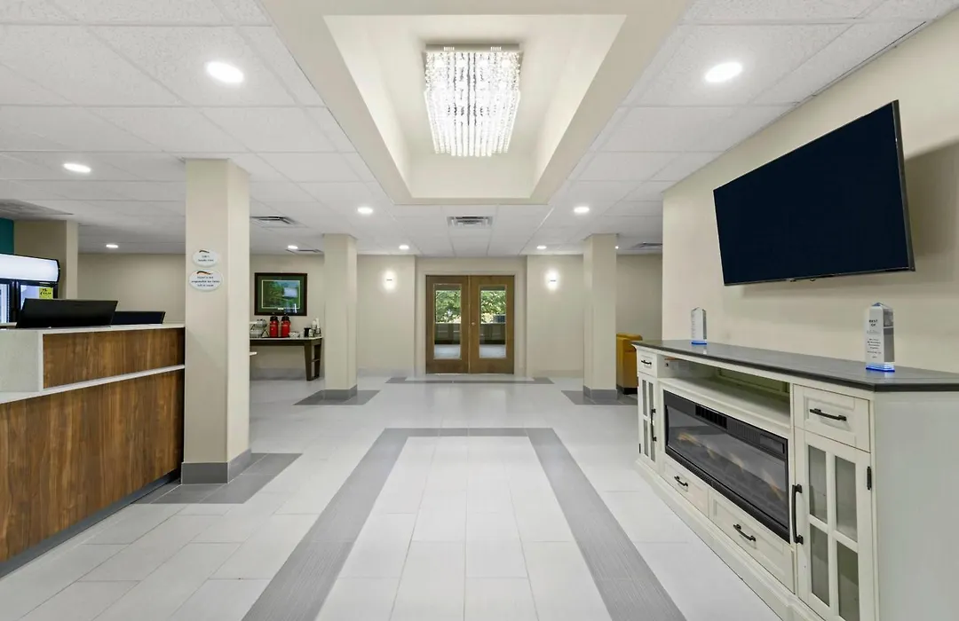 Baymont By Wyndham Grovetown Augusta-1
