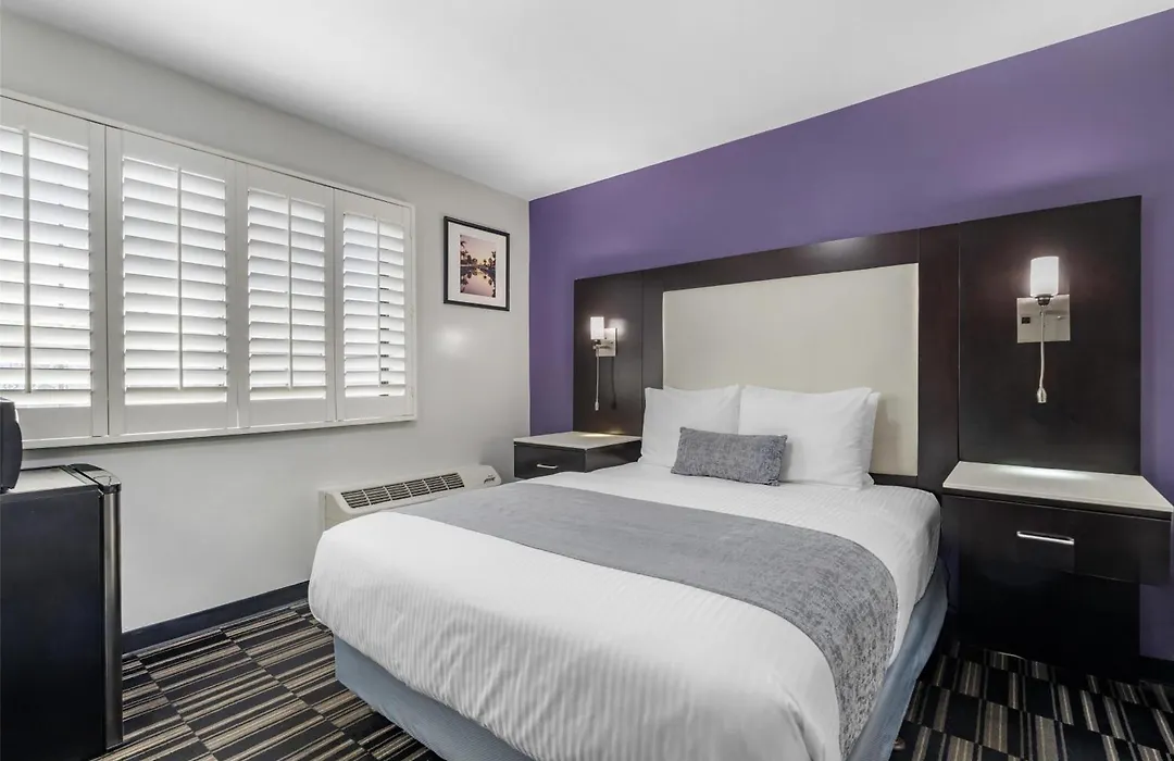 Surestay Hotel By Best Western Beverly Hills West La-1