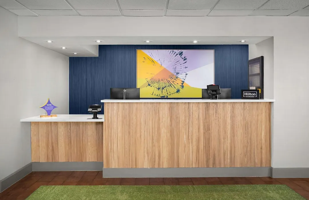 Spark By Hilton Tampa Brandon-1