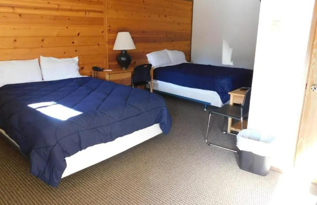 Packwood Inn-1