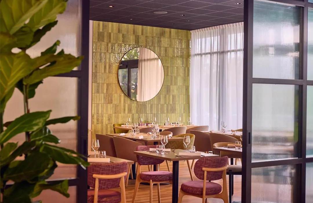 Hilton Garden Inn Leiden-1